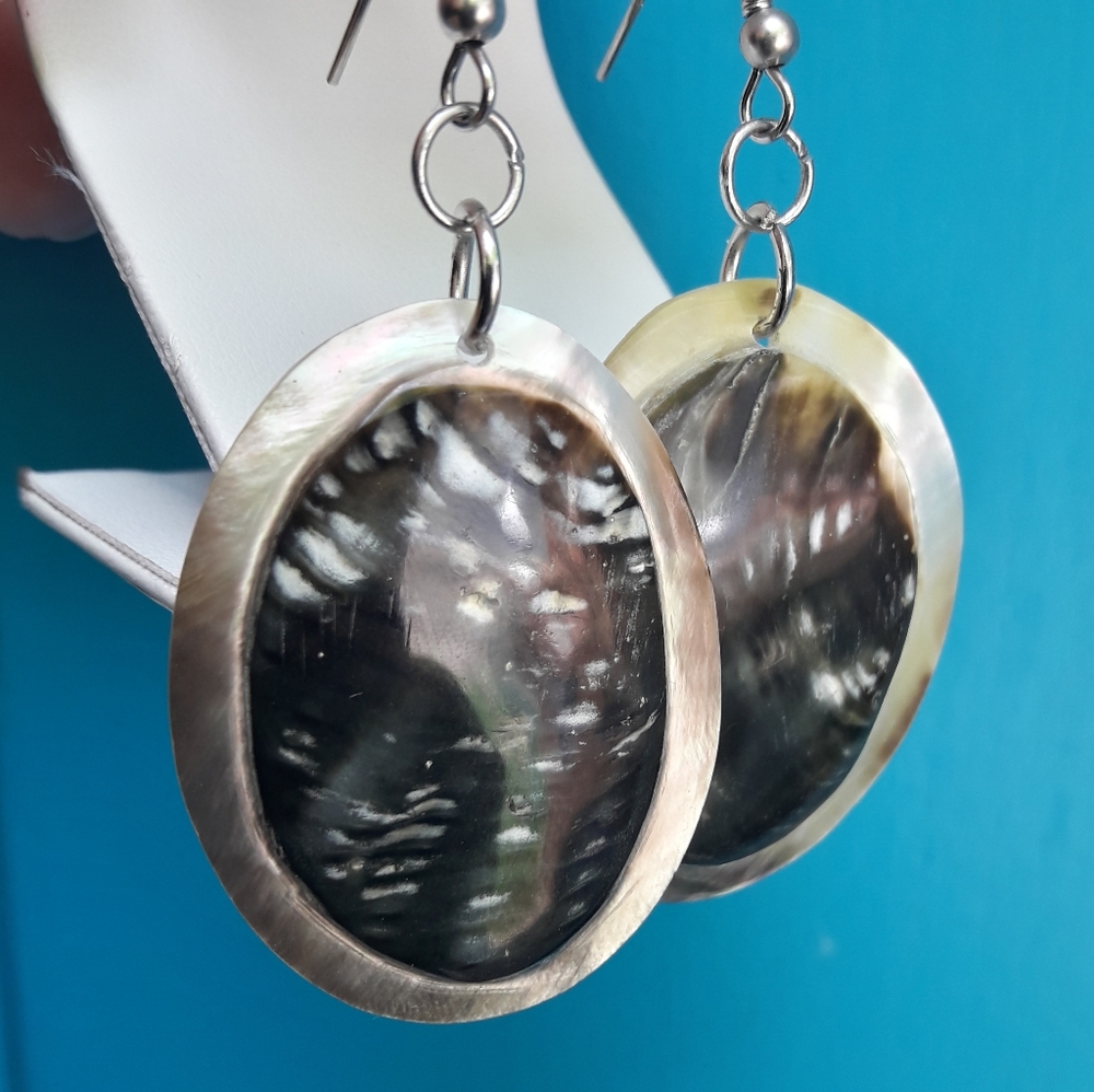 Round Drop Earrings Shell Mother of Pearl Jewelry